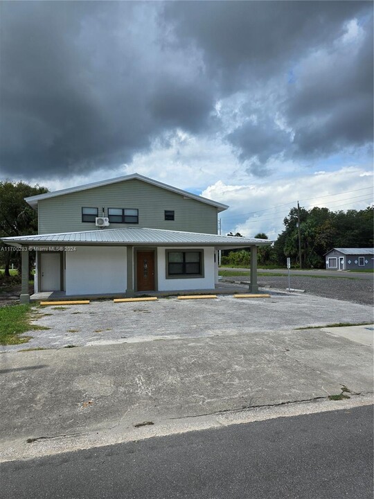 318 N 11th St in Palatka, FL - Building Photo