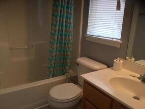 1544 Timber Creek Dr in Columbia, MO - Building Photo - Building Photo