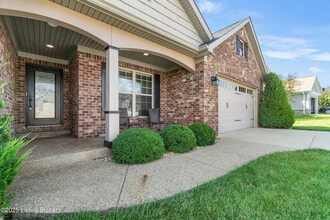 3124 Timberlake Ct in Jeffersonville, IN - Building Photo - Building Photo