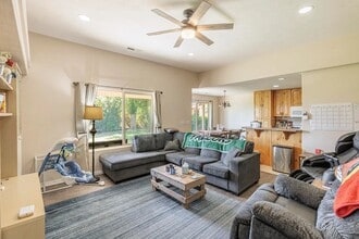 561 Westridge Dr in Saint George, UT - Building Photo - Building Photo