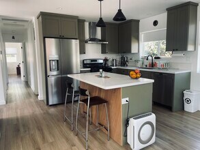 5323 Templeton St in Los Angeles, CA - Building Photo - Building Photo