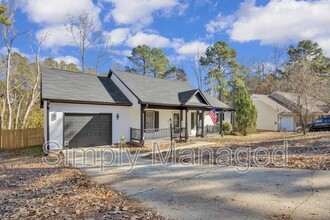 6752 St Julian Way in Fayetteville, NC - Building Photo - Building Photo