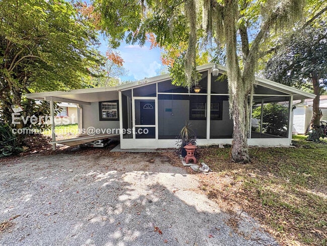 property at 2470 Ave E SW