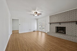 930 Corning Rd in Knoxville, TN - Building Photo - Building Photo