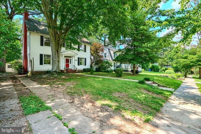 property at 720 Dryden Dr