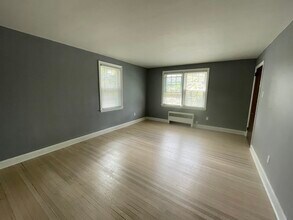 5 Trent Rd, Unit 1 in Wynnewood, PA - Building Photo - Building Photo