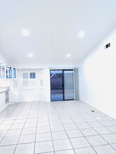 350 Sunrise Ter in Palmdale, CA - Building Photo - Building Photo