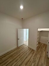 9232 E Ave T, Unit B in Littlerock, CA - Foto de edificio - Building Photo