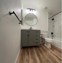 5484 W Dove of Peace Dr in Marana, AZ - Building Photo - Building Photo