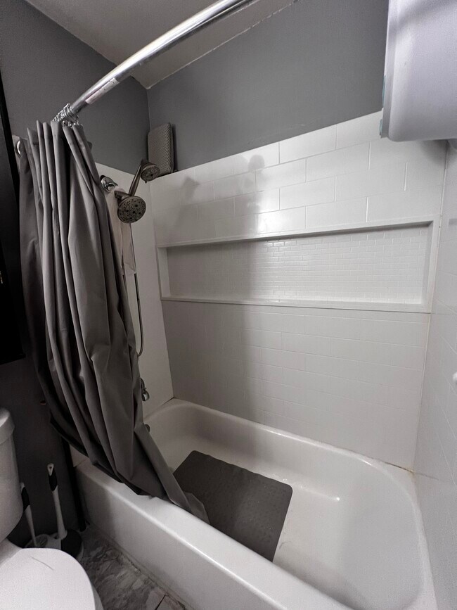 12117 Wintercrest Dr in Lakeside, CA - Building Photo - Building Photo