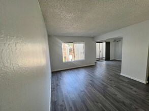 2200 Laguna Cir in Concord, CA - Building Photo - Building Photo