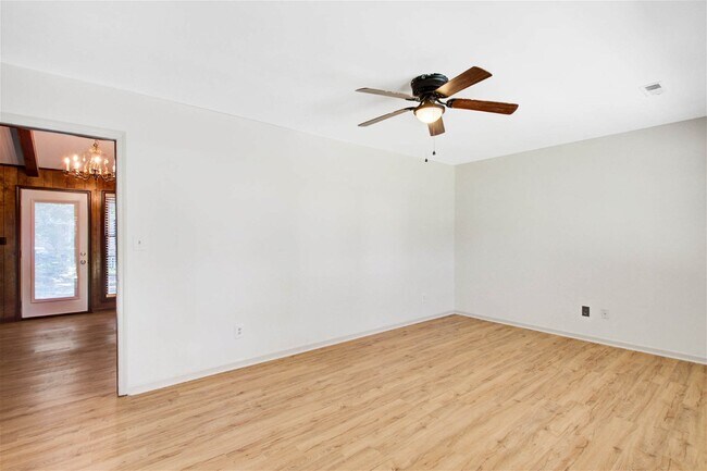 47 Princeton Rd photo'