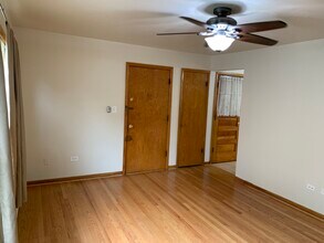 4908 N Harlem Ave, Unit 1E in Chicago, IL - Building Photo - Building Photo