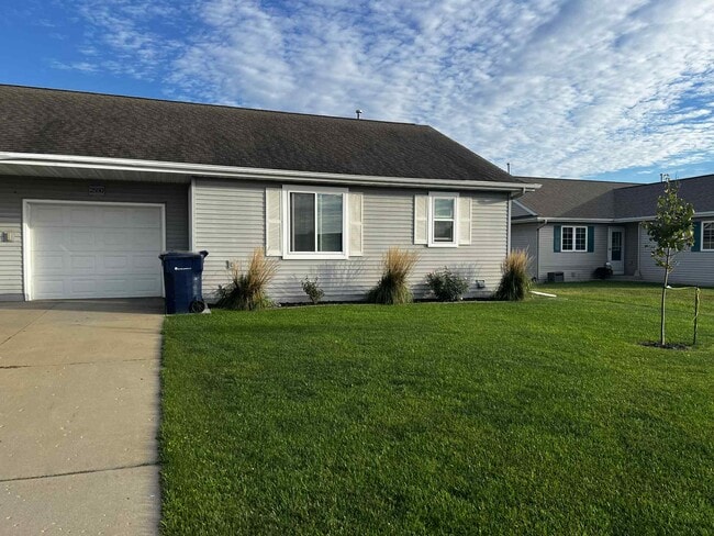property at 2550 Greenwood Dr