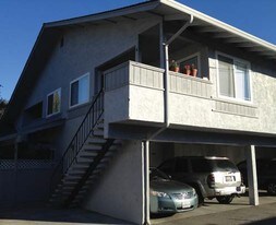 917 Tamarack Ln in Sunnyvale, CA - Foto de edificio - Building Photo