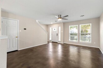 284 Michaelis Rd in Kyle, TX - Building Photo - Building Photo