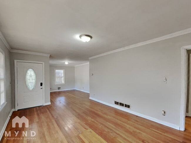 3660 Hill Acres Rd SW, Unit 214 in Atlanta, GA - Building Photo - Building Photo