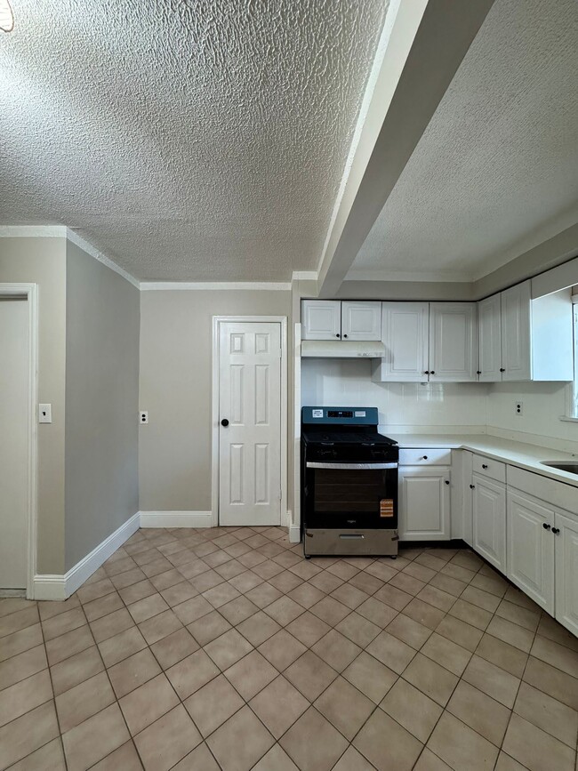 544 Franklin St, Unit 1L in Elizabeth, NJ - Building Photo - Building Photo