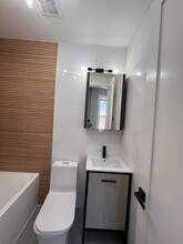 67 Lincoln St, Unit 2L in Jersey City, NJ - Building Photo - Building Photo