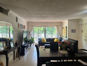 4640 NW 79th Ave in Doral, FL - Building Photo - Building Photo