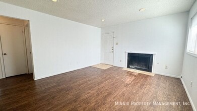 8208 Vernon Ave in Lubbock, TX - Building Photo - Building Photo