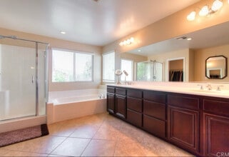 13668 Amberview Pl in Corona, CA - Building Photo - Building Photo