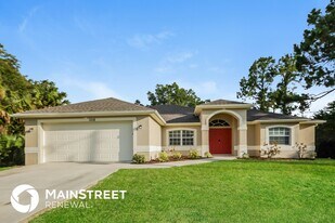 1018 Card St E in Lehigh Acres, FL - Building Photo