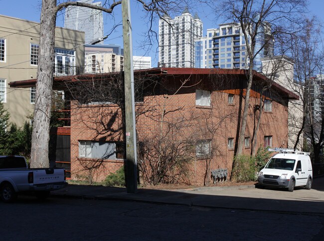 242 11th St in Atlanta, GA - Building Photo - Building Photo