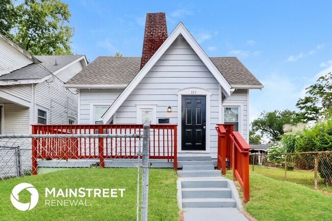 property at 113 S 43rd St