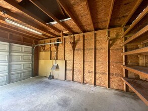 6 Julia Terrace in Newport News, VA - Building Photo - Building Photo