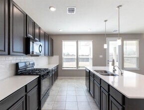 5712 Bluebonnet Ln in Rosenberg, TX - Building Photo - Building Photo