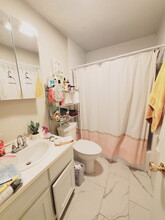 24 Adams Ave in Stamford, CT - Building Photo - Building Photo