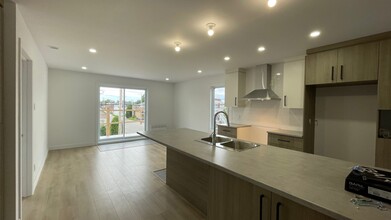 298 118E Rue in Shawinigan, QC - Building Photo - Interior Photo