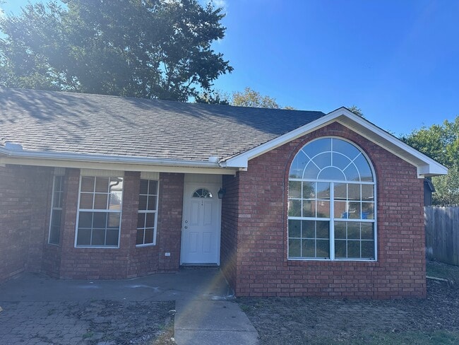 property at 1502 SE 22nd St