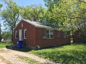 1815 N Madison St in Junction City, KS - Building Photo