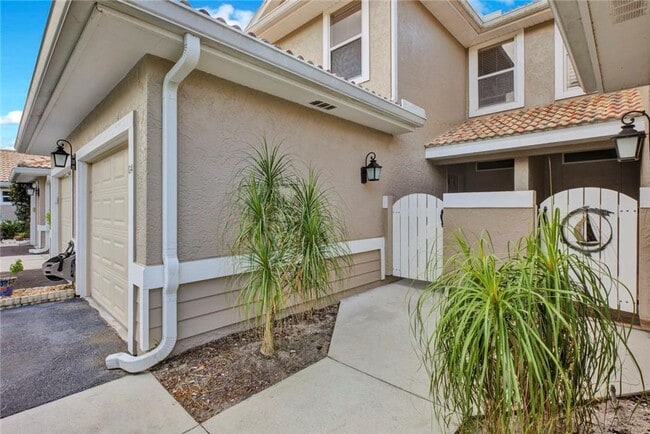 property at 386 Emerald Bay Cir
