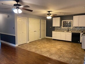 7648 Broadview Dr in Houston, TX - Building Photo - Building Photo