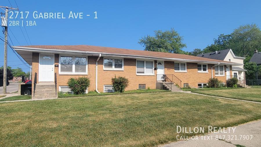 2717 Gabriel Ave in Zion, IL - Building Photo