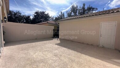 11962 Kipper Dr in Orlando, FL - Building Photo - Building Photo