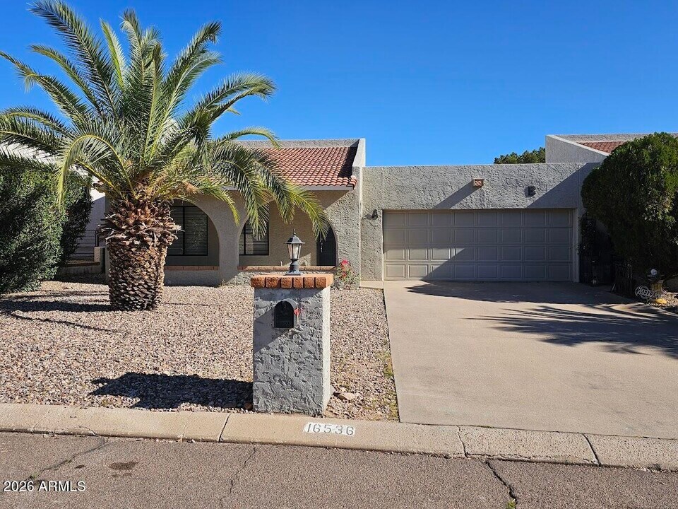 16536 Lost Arrow Dr in Fountain Hills, AZ - Building Photo