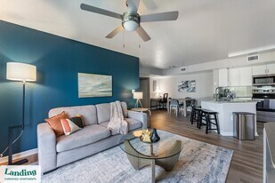 10200 Falcon Pine Blvd in Orlando, FL - Building Photo