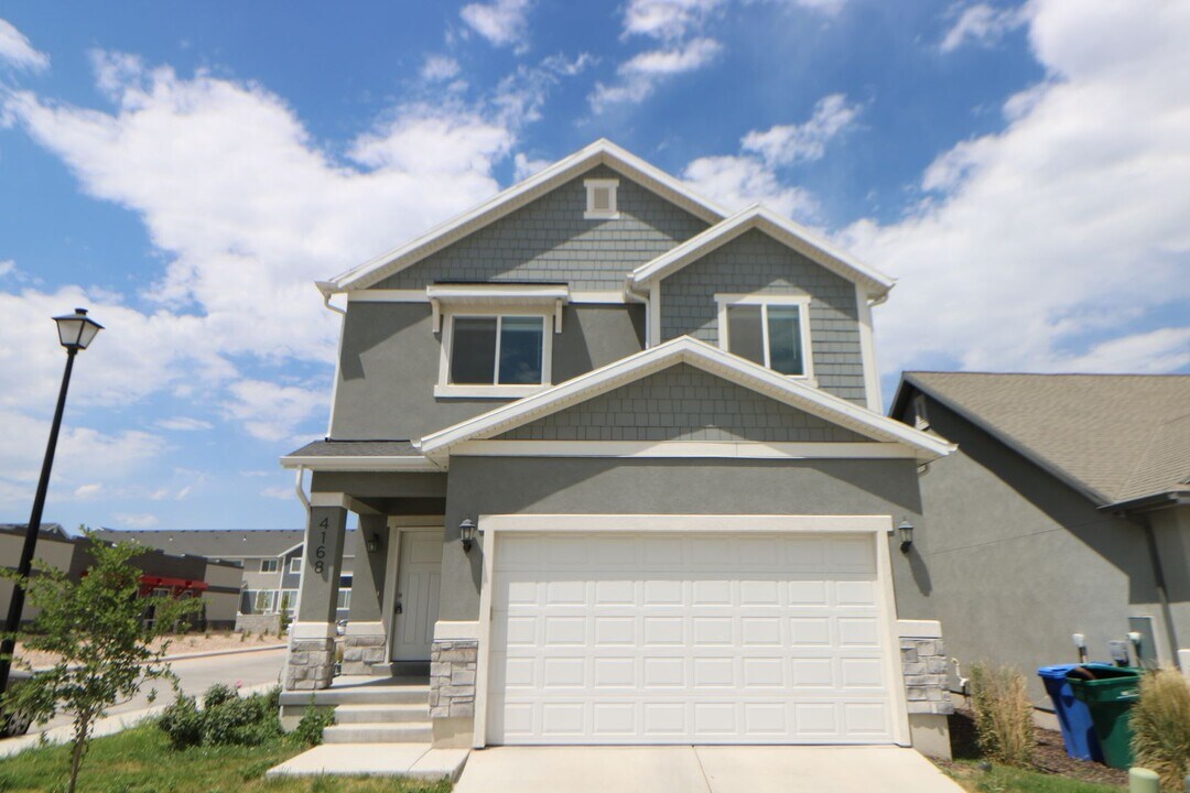 4168 W 1760 N in Lehi, UT - Building Photo