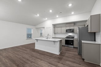 2130 Rockface Wy in Durham, NC - Building Photo - Building Photo