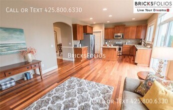 22714 43rd Dr SE in Bothell, WA - Building Photo - Building Photo