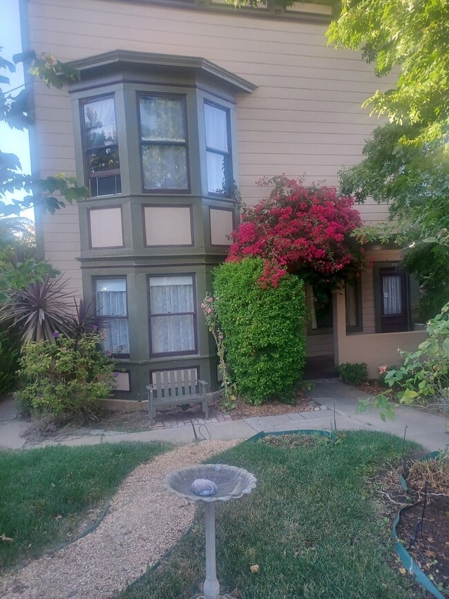 924 Virginia St
