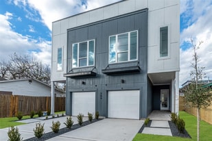 204 Marathon St in Houston, TX - Building Photo