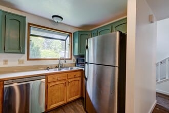 1282 NW Lanyard Loop in Oak Harbor, WA - Building Photo - Building Photo