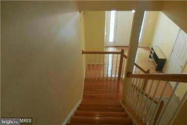 13599 Flying Squirrel Dr in Herndon, VA - Building Photo - Building Photo
