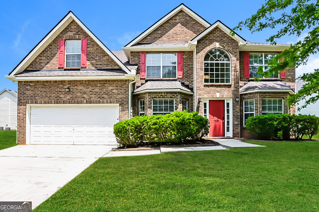 7337 Spoleto Loop in Fairburn, GA - Building Photo