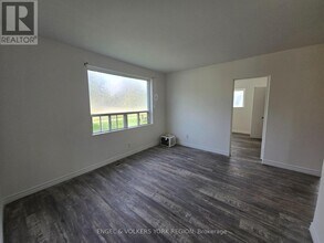 41 Essa Rd in New Tecumseth, ON - Building Photo - Building Photo